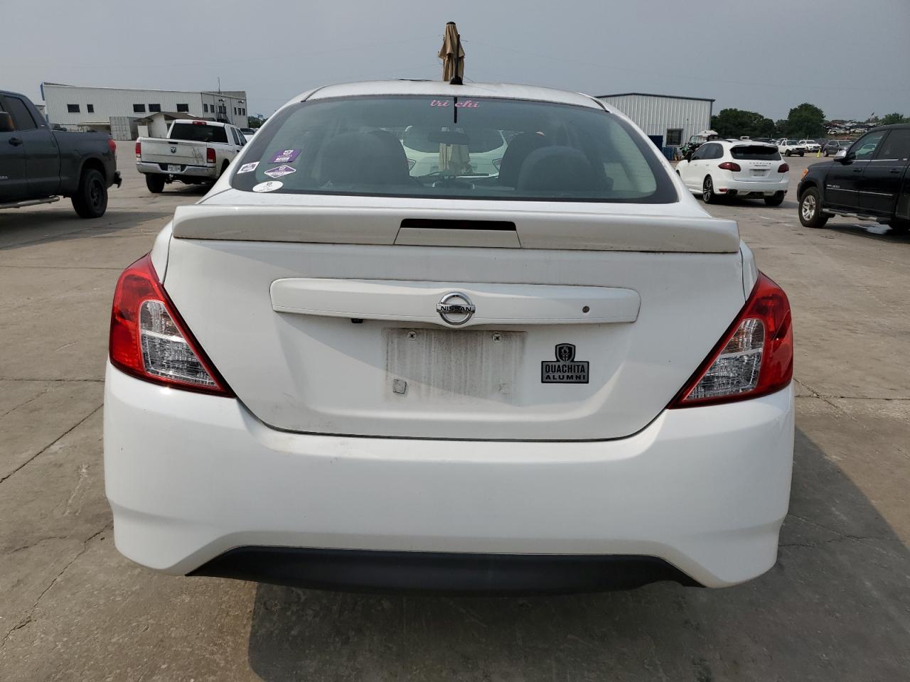 3N1CN7AP8KL831936 2019 Nissan Versa S