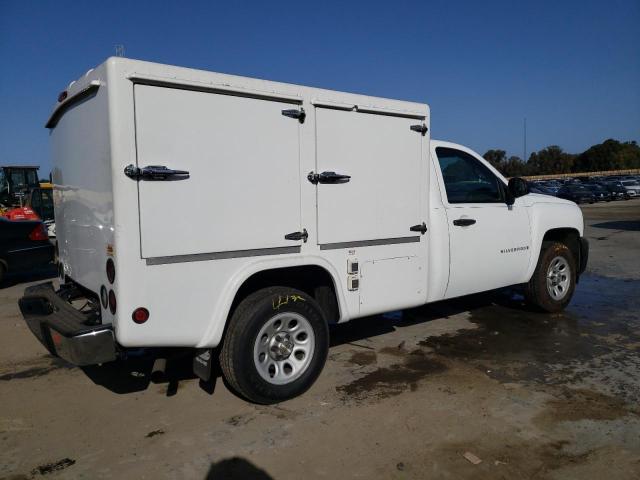 2009 Chevrolet Silverado - Image 3