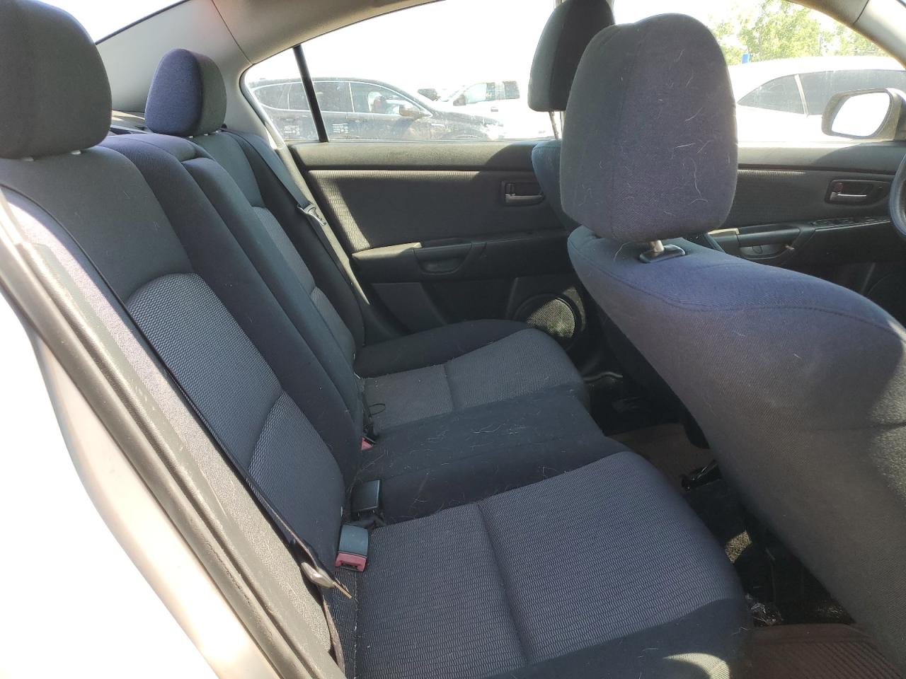 JM1BK12F971697912 2007 Mazda 3 I