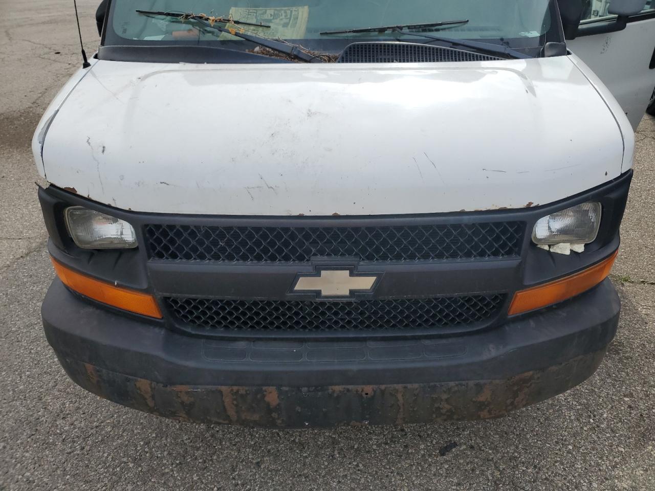 1GBJG31UX51101636 2005 Chevrolet Express G3500