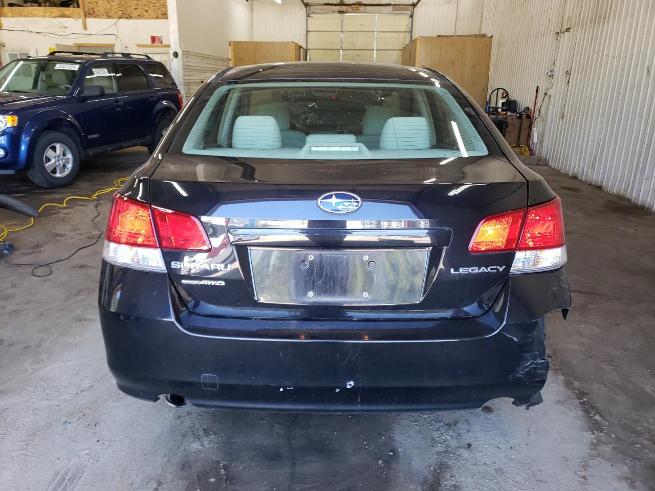 4S3BMCC61A3214137 2010 Subaru Legacy 2.5I Premium