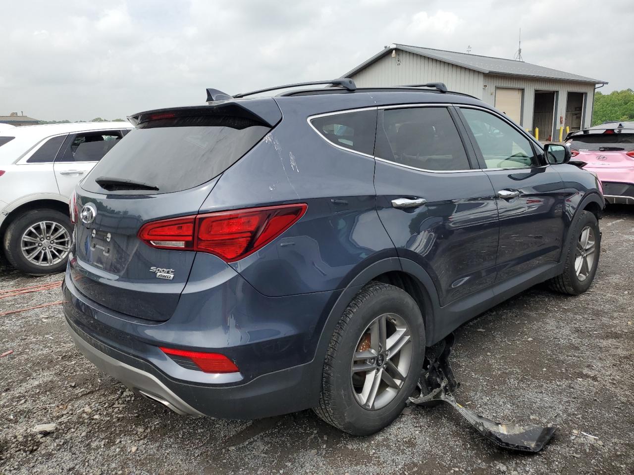 5NMZUDLB2HH014056 2017 Hyundai Santa Fe Sport