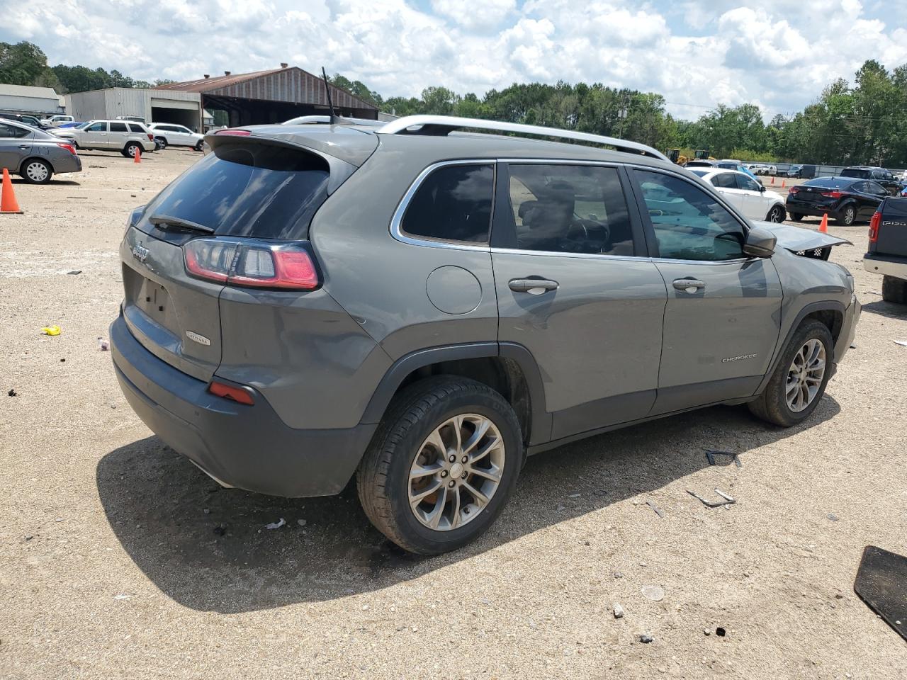 2019 Jeep Cherokee Latitude Plus vin: 1C4PJLLX7KD343390