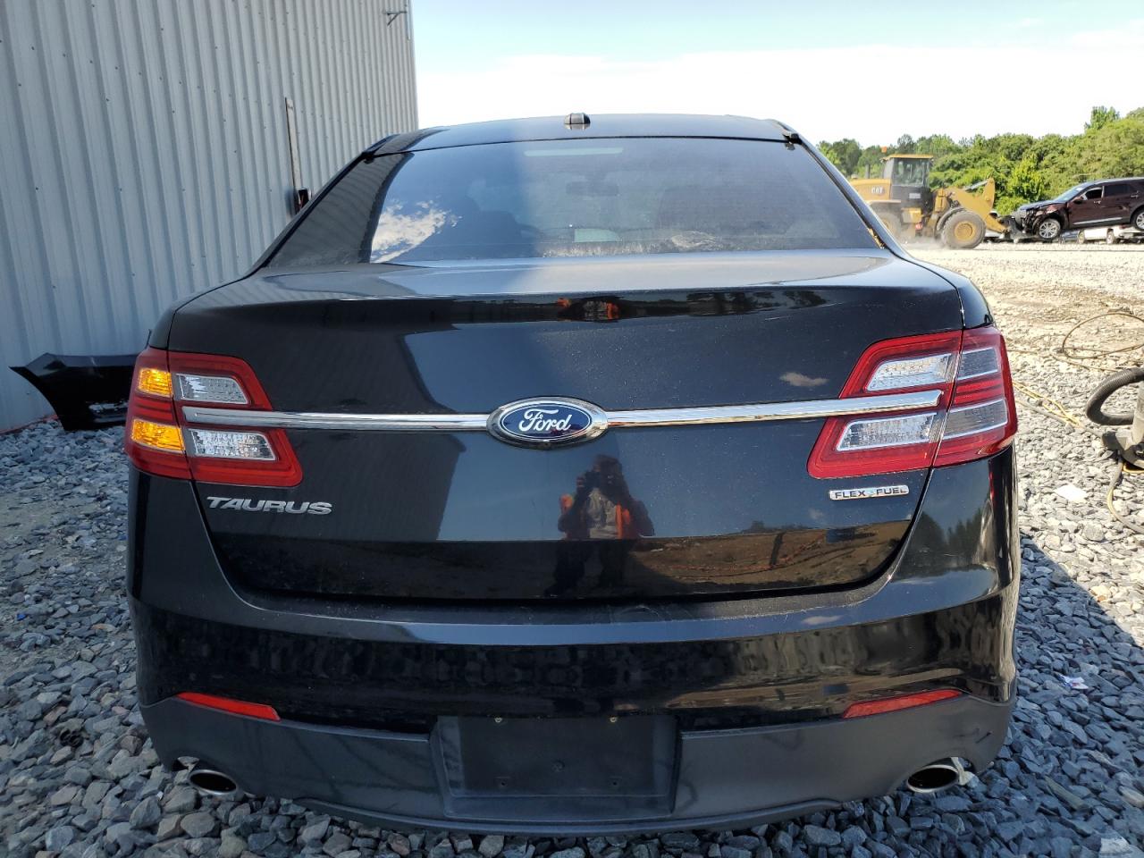 1FAHP2D87FG182375 2015 Ford Taurus Se