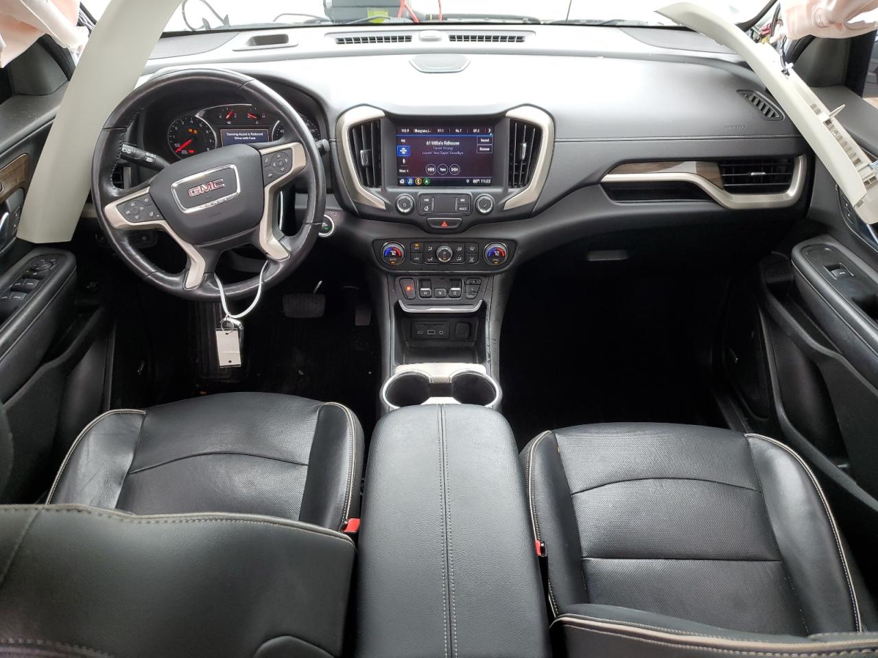 3GKALXEX0KL229590 2019 GMC Terrain Denali