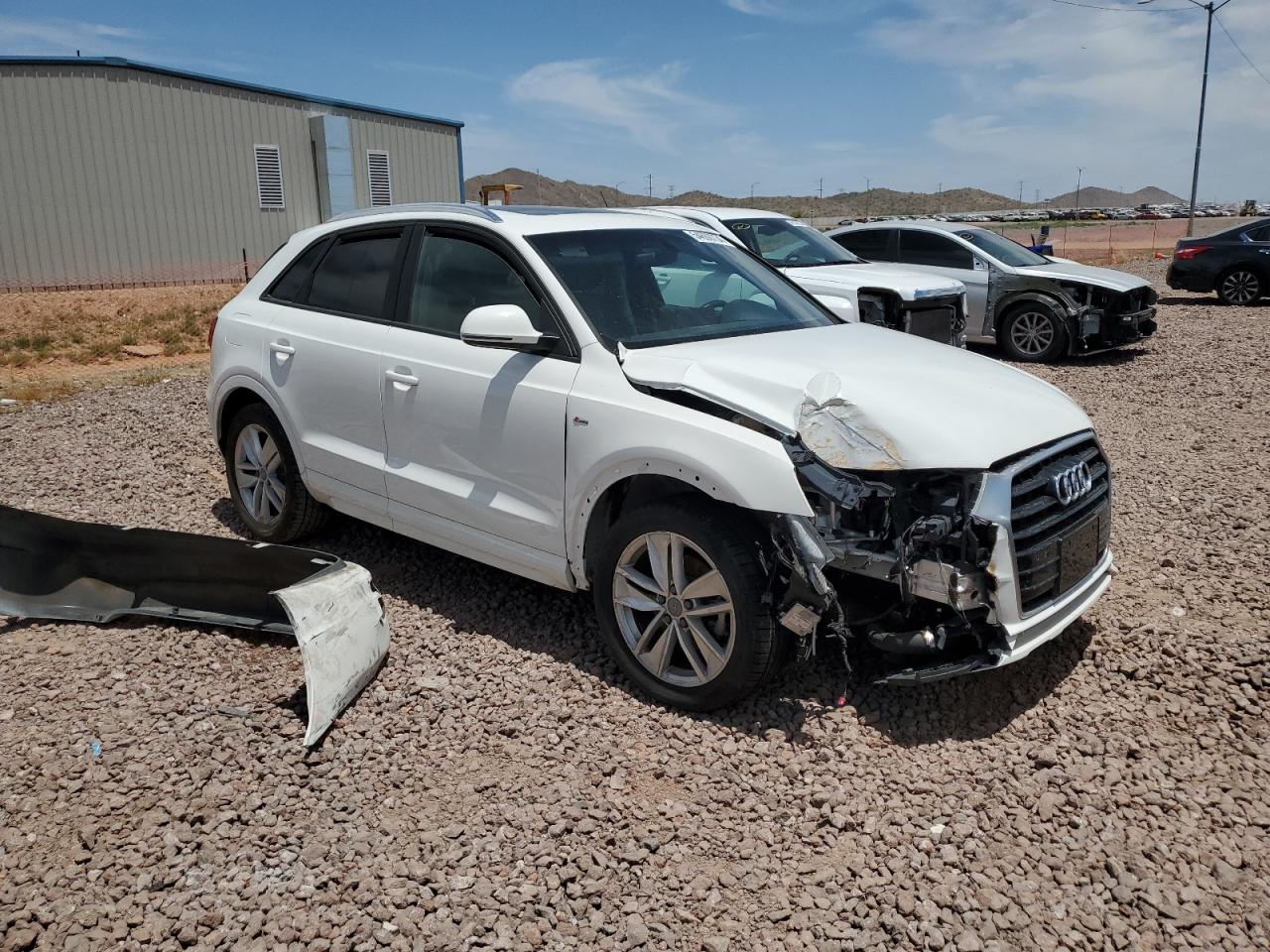 WA1BCCFS5JR016258 2018 Audi Q3 Premium