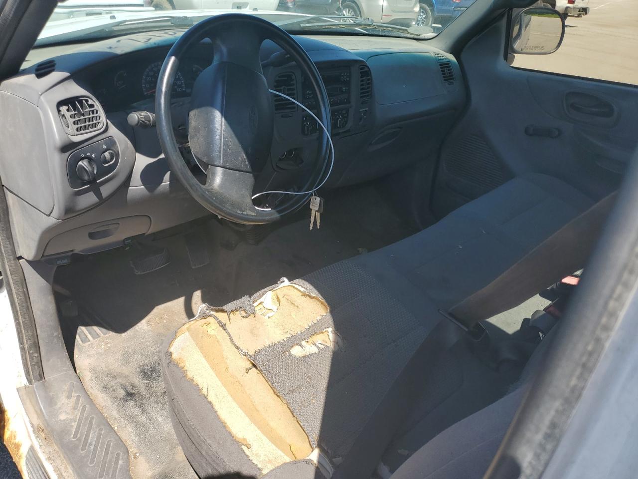 1FTRF17232NA52912 2002 Ford F150