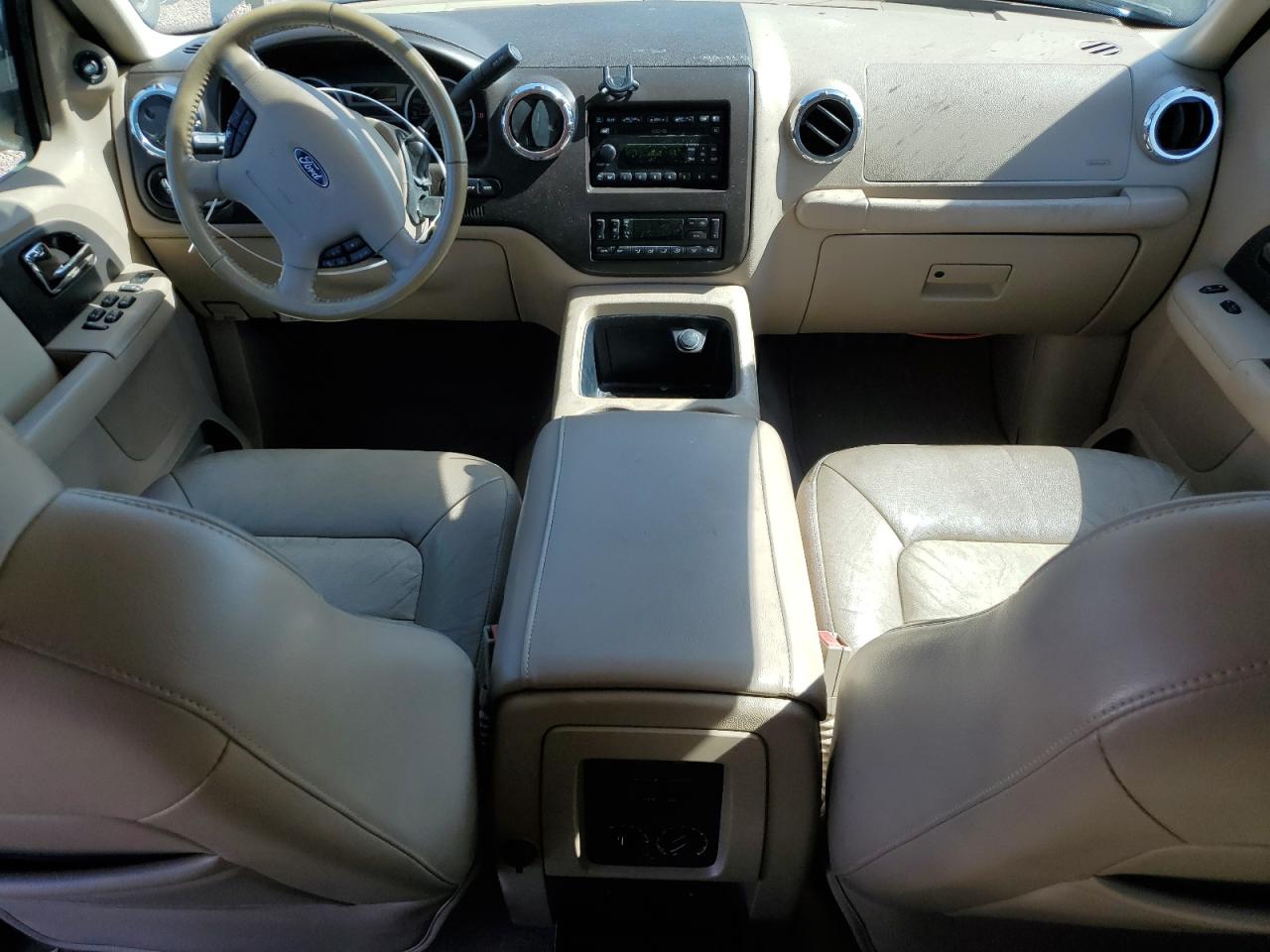 1FMFU17595LA16303 2005 Ford Expedition Eddie Bauer