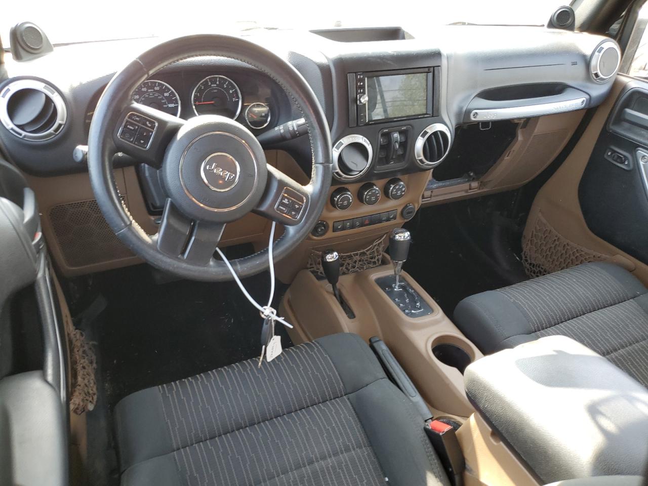 1C4HJWEG8CL120396 2012 Jeep Wrangler Unlimited Sahara