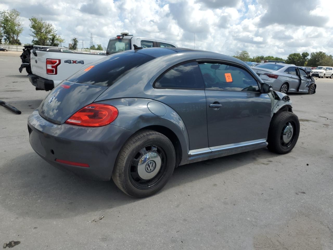 3VWJX7AT4DM657451 2013 Volkswagen Beetle