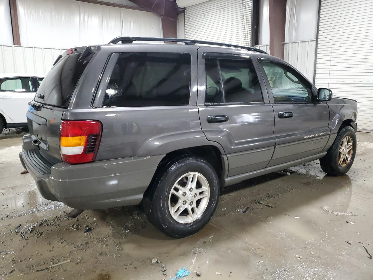 1J4GW48S42C264070 2002 Jeep Grand Cherokee Laredo