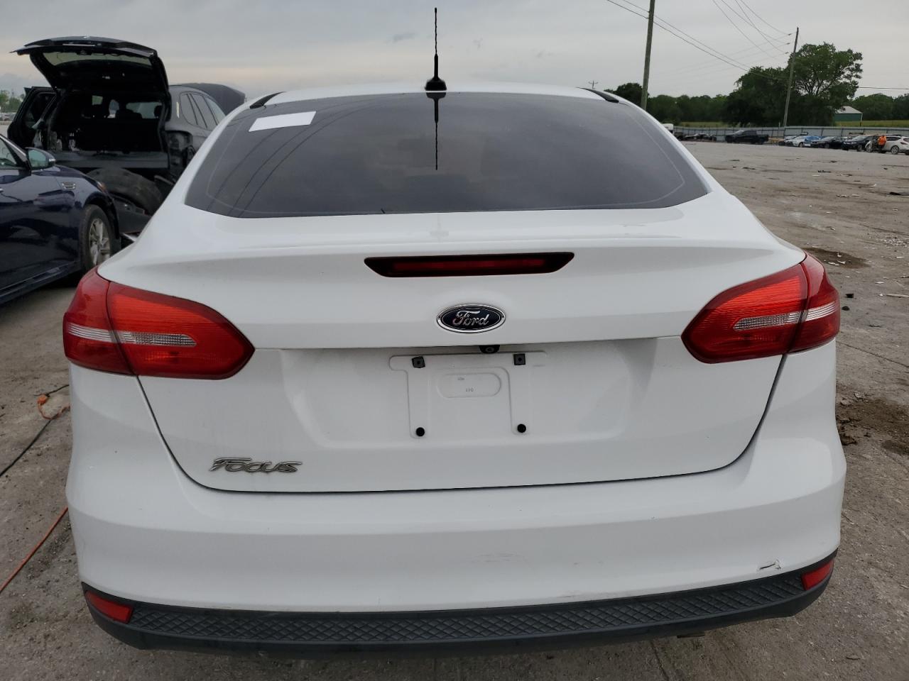 1FADP3E21FL256184 2015 Ford Focus S