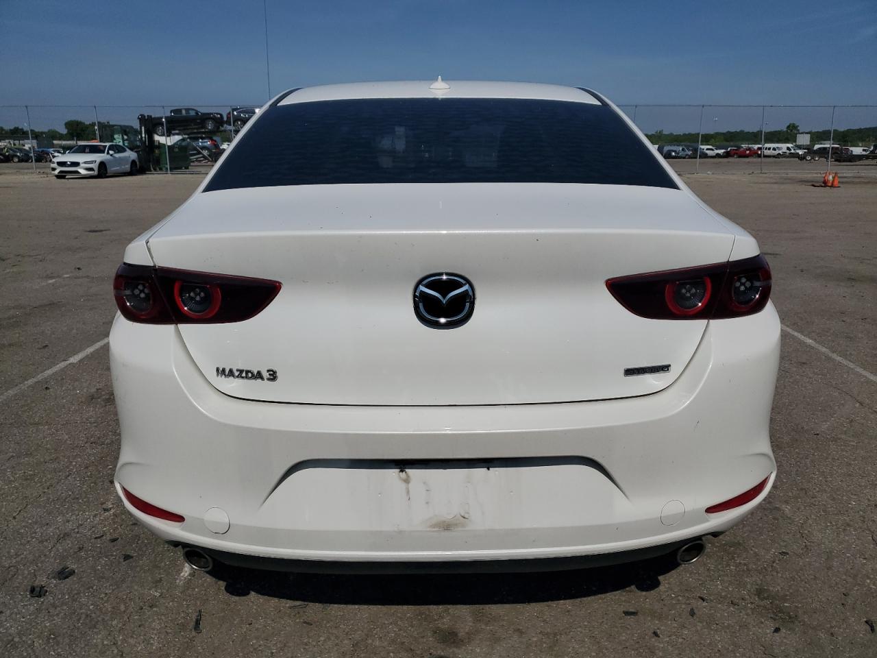 3MZBPAEM0KM101476 2019 Mazda 3 Premium