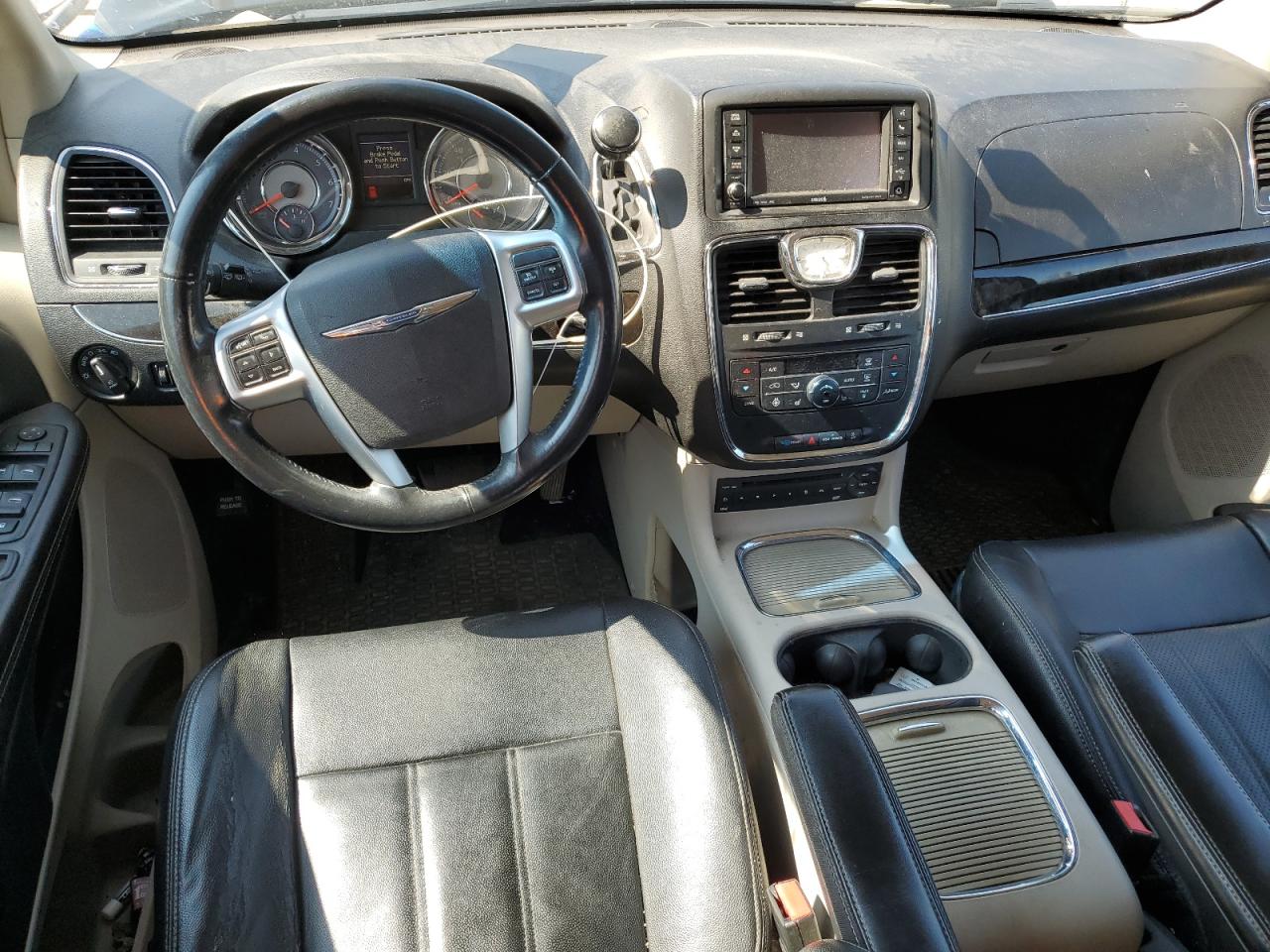 2C4RC1CG2DR616047 2013 Chrysler Town & Country Touring L