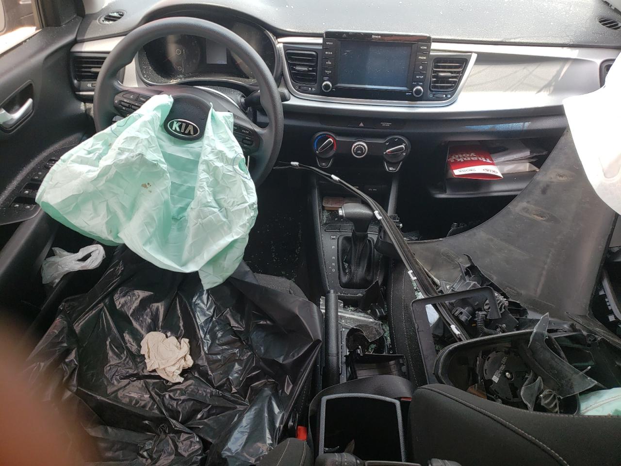 3KPA24AD5LE319347 2020 Kia Rio Lx