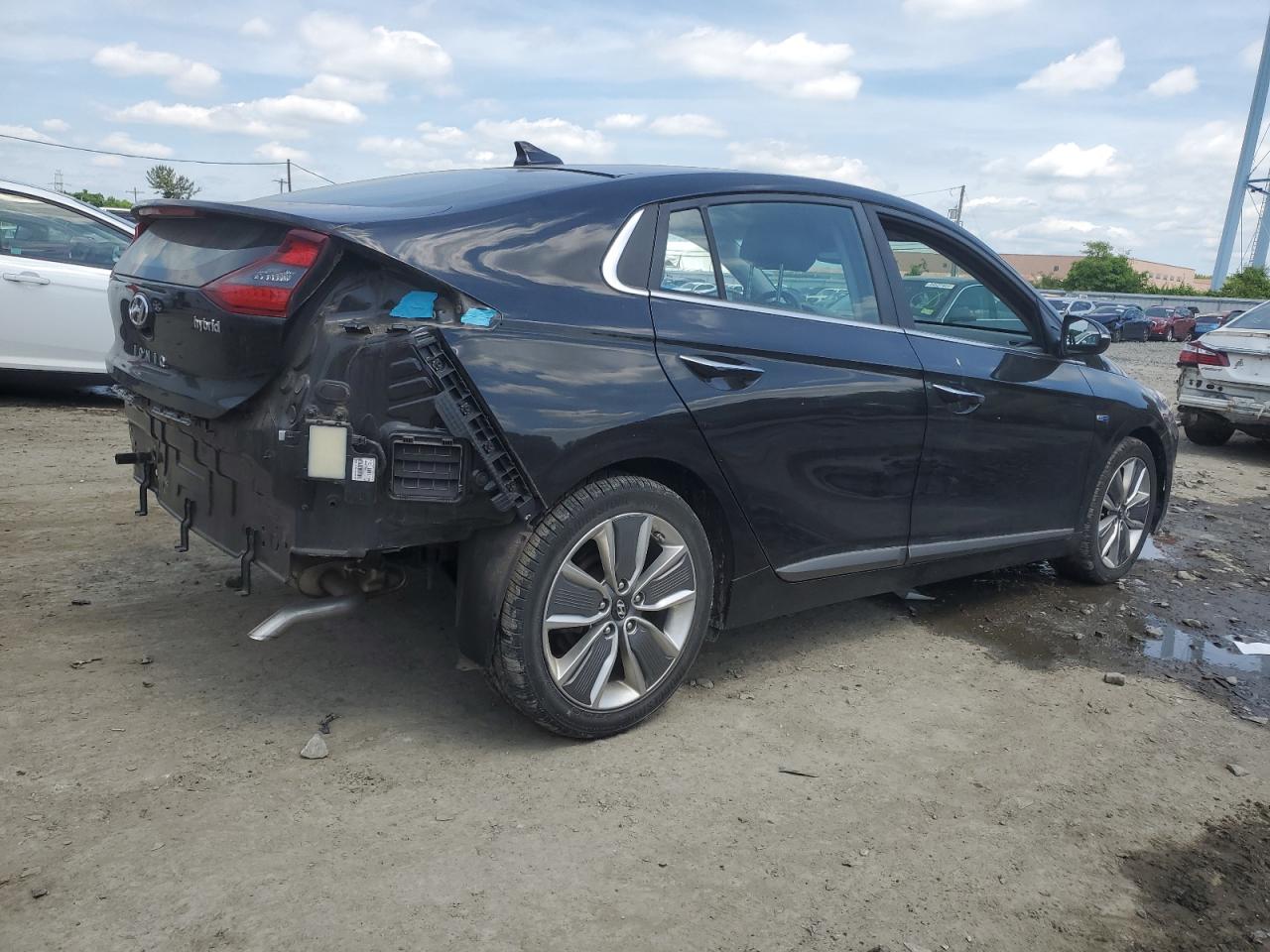 KMHC85LC2HU032134 2017 Hyundai Ioniq Limited