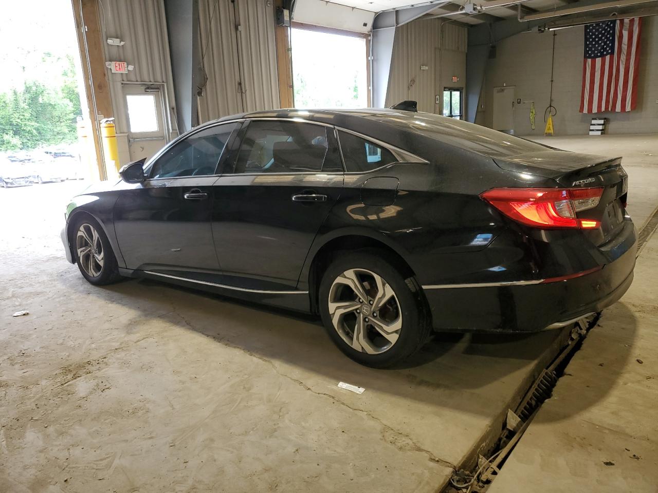 1HGCV1F48JA114839 2018 Honda Accord Ex