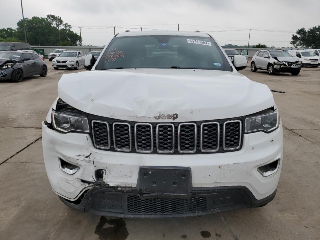 1C4RJEAG2JC434028 2018 Jeep Grand Cherokee Laredo