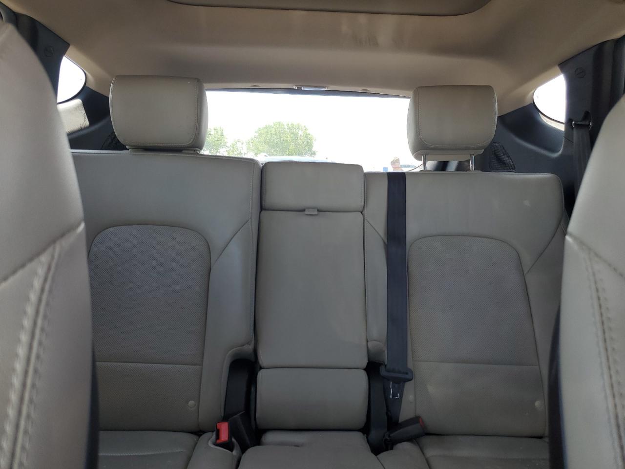 5XYZUDLB7HG431117 2017 Hyundai Santa Fe Sport