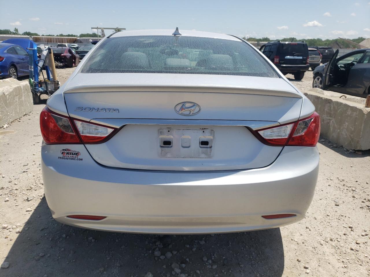 5NPEB4AC2DH637593 2013 Hyundai Sonata Gls