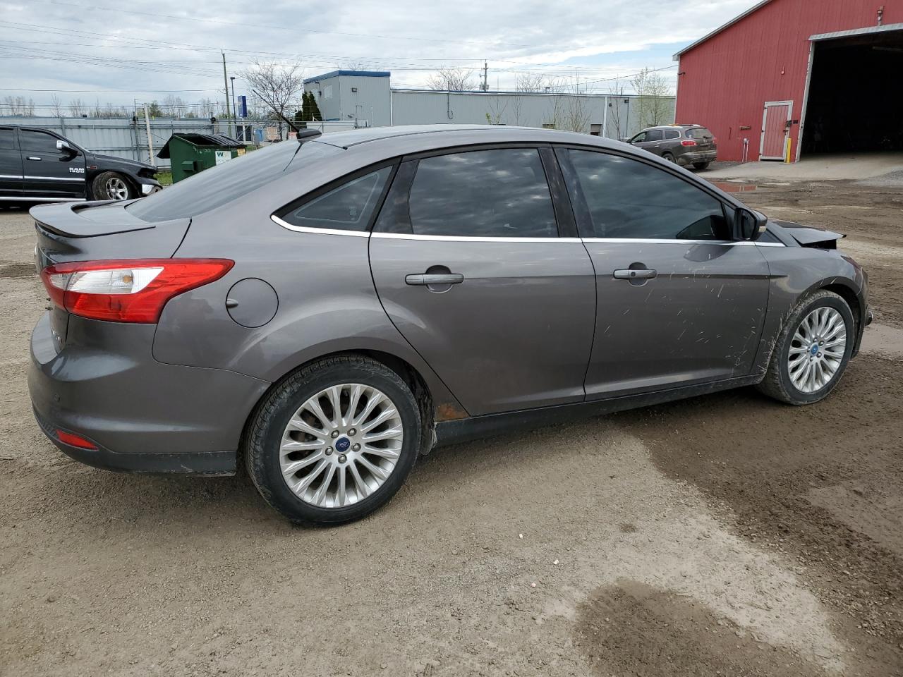 1FAHP3J29CL275441 2012 Ford Focus Titanium