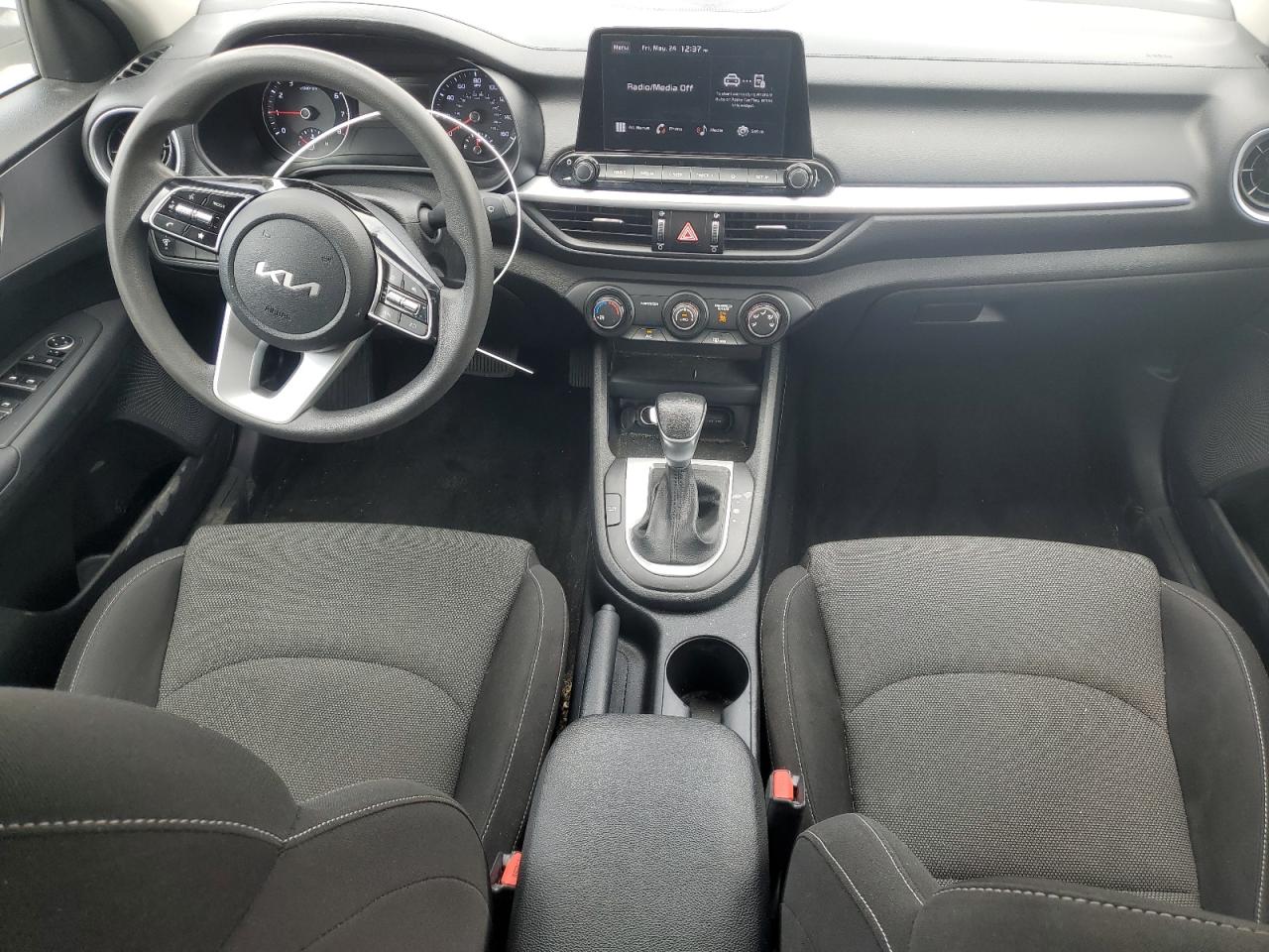 3KPF24AD5NE500179 2022 Kia Forte Fe