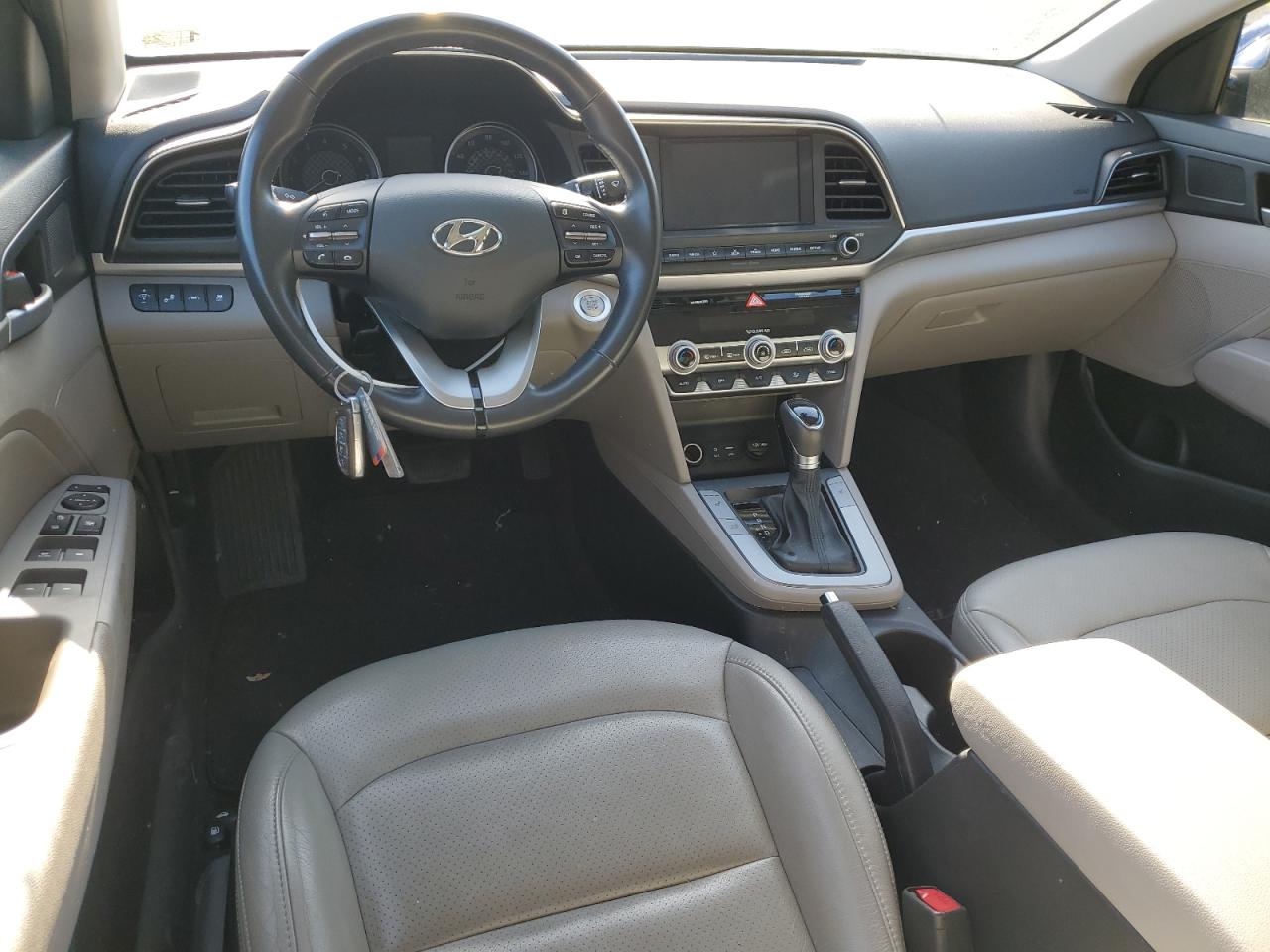 2020 Hyundai Elantra Sel vin: 5NPD84LF1LH546993