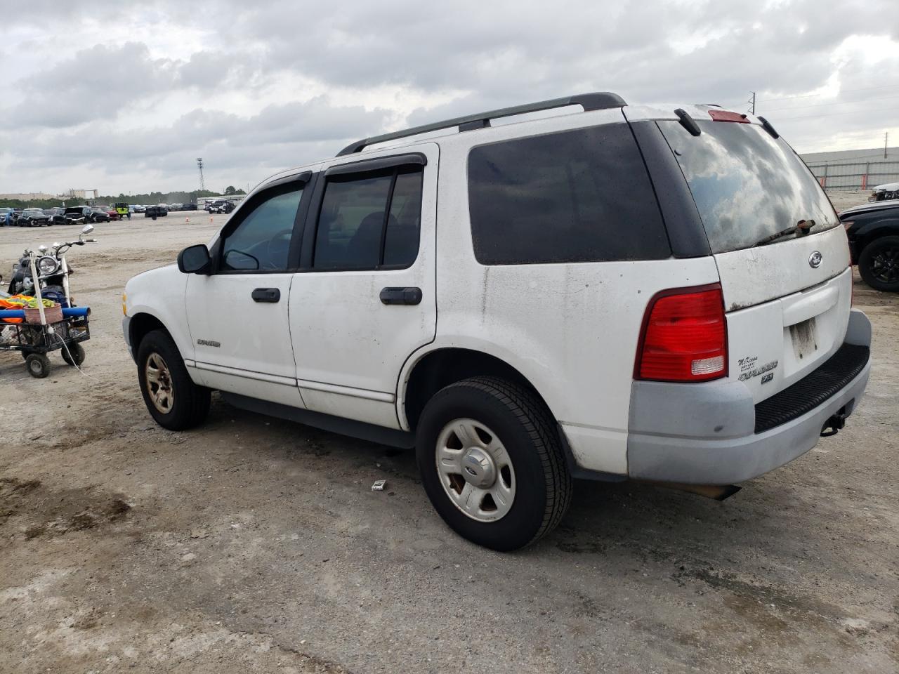 1FMZU62E62ZB46209 2002 Ford Explorer Xls