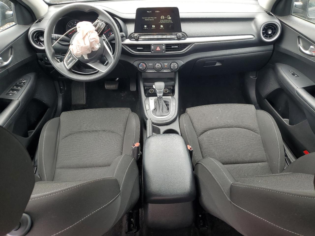 3KPF24AD2ME300679 2021 Kia Forte Fe