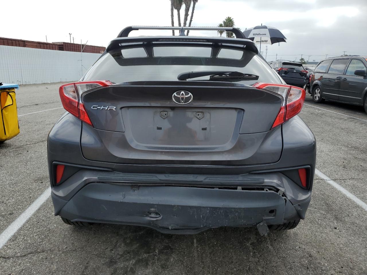 JTNKHMBX3K1037281 2019 Toyota C-Hr Xle