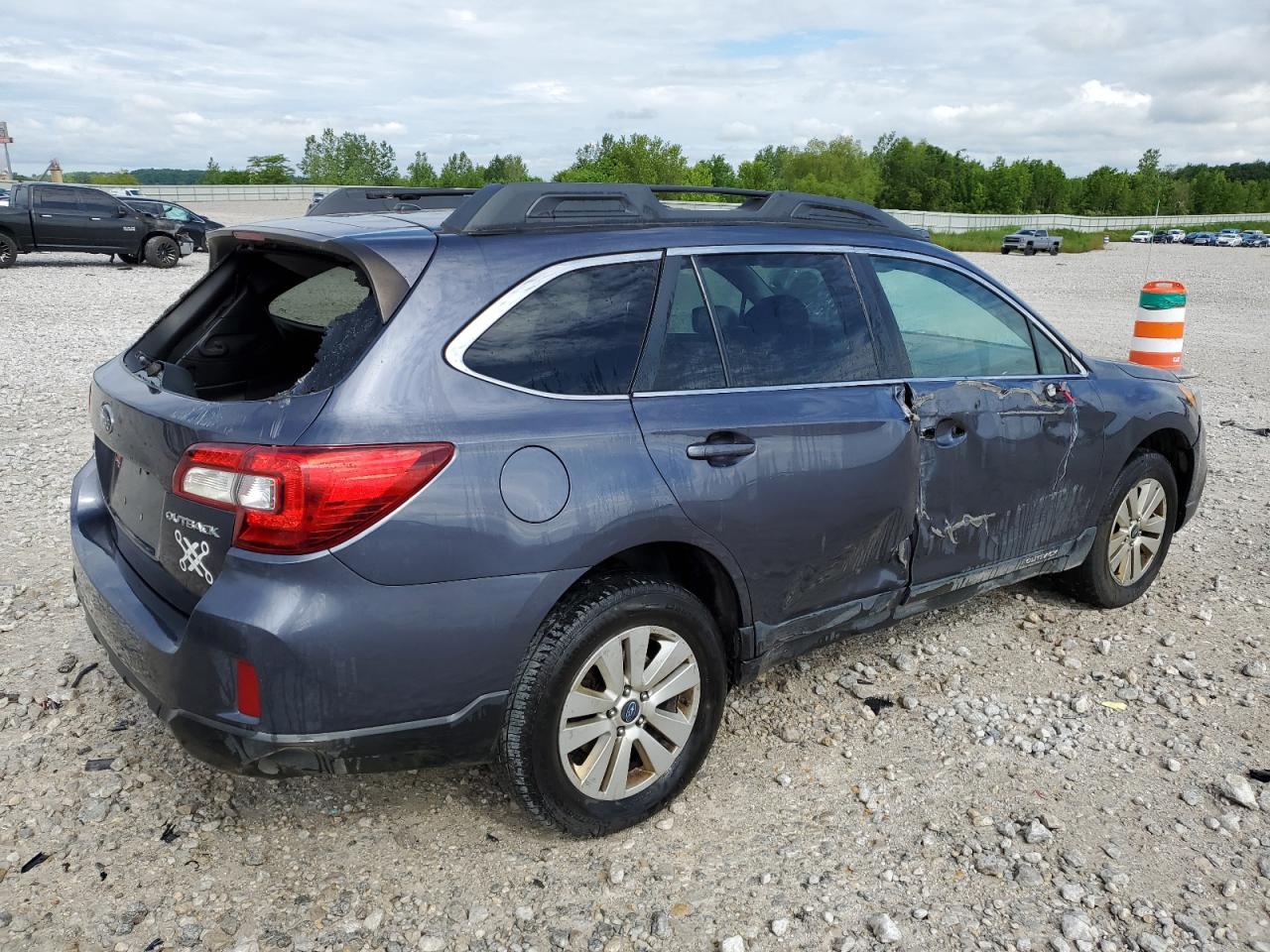 4S4BSBFC8F3287204 2015 Subaru Outback 2.5I Premium