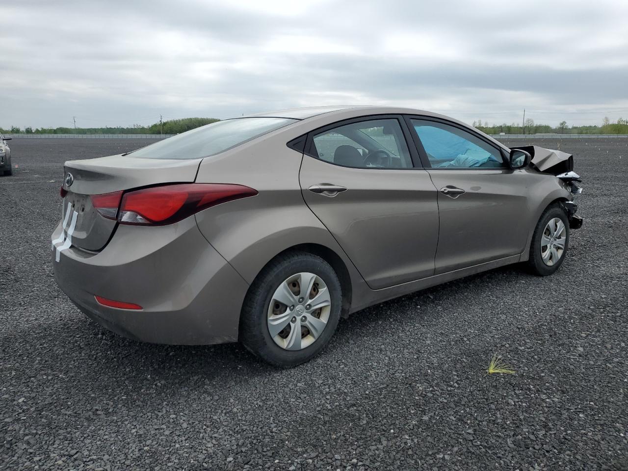 5NPDH4AE4GH724217 2016 Hyundai Elantra Se