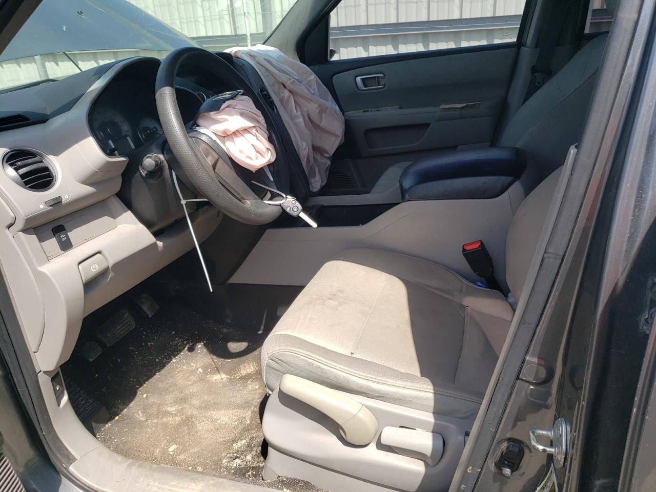 5FNYF3H24BB016179 2011 Honda Pilot Lx