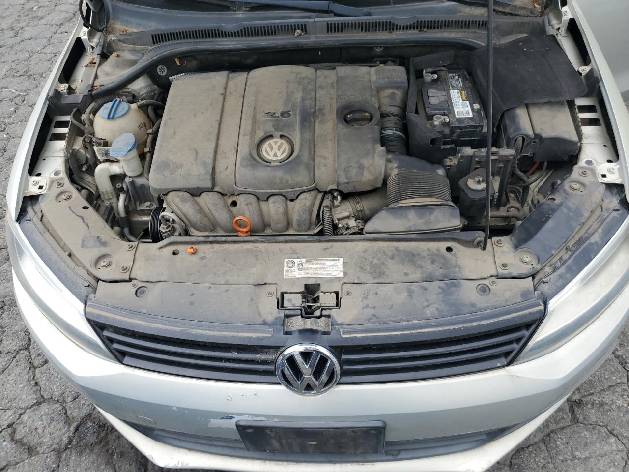 3VWDZ7AJXBM322228 2011 Volkswagen Jetta Se