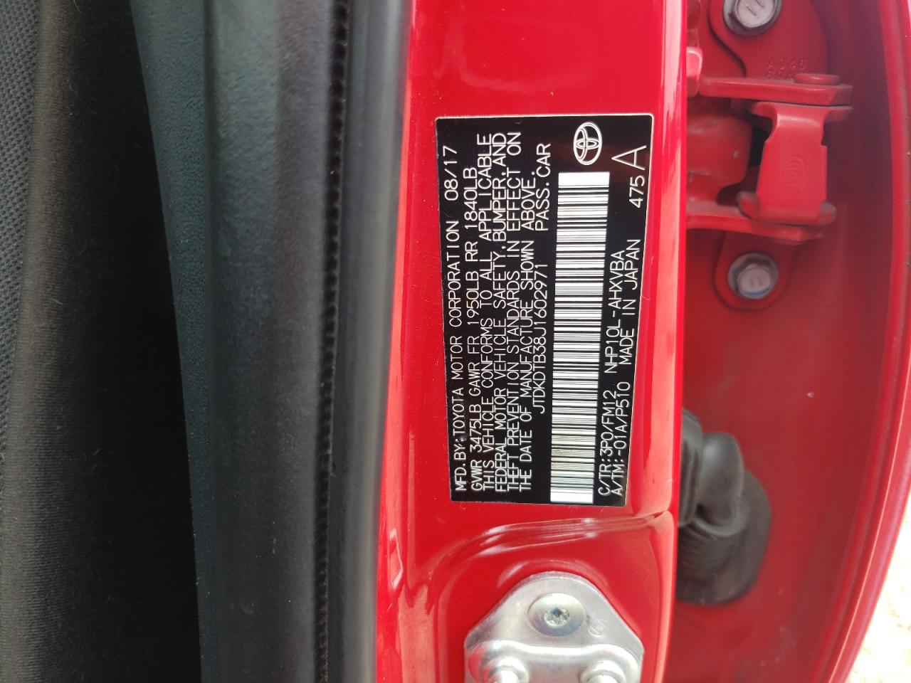 JTDKDTB38J1602971 2018 Toyota Prius C