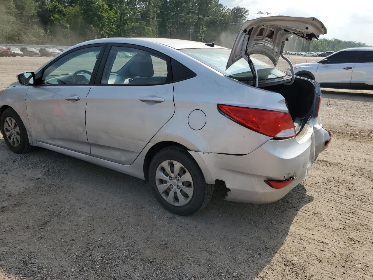 KMHCT4AE2GU043257 2016 Hyundai Accent Se