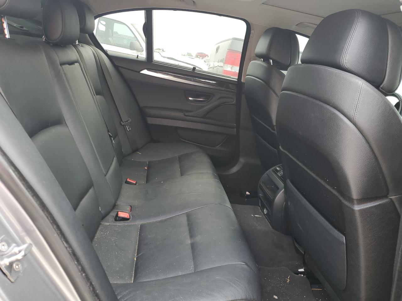 WBAFU7C53BC771680 2011 BMW 535 Xi