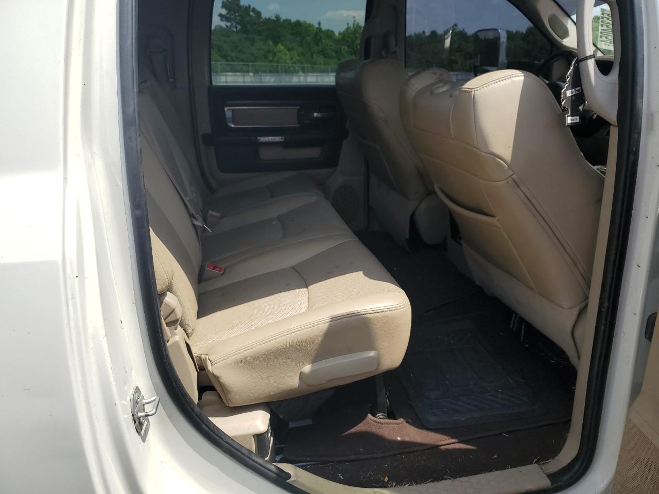 3C6UR5NL5GG357663 2016 Ram 2500 Laramie