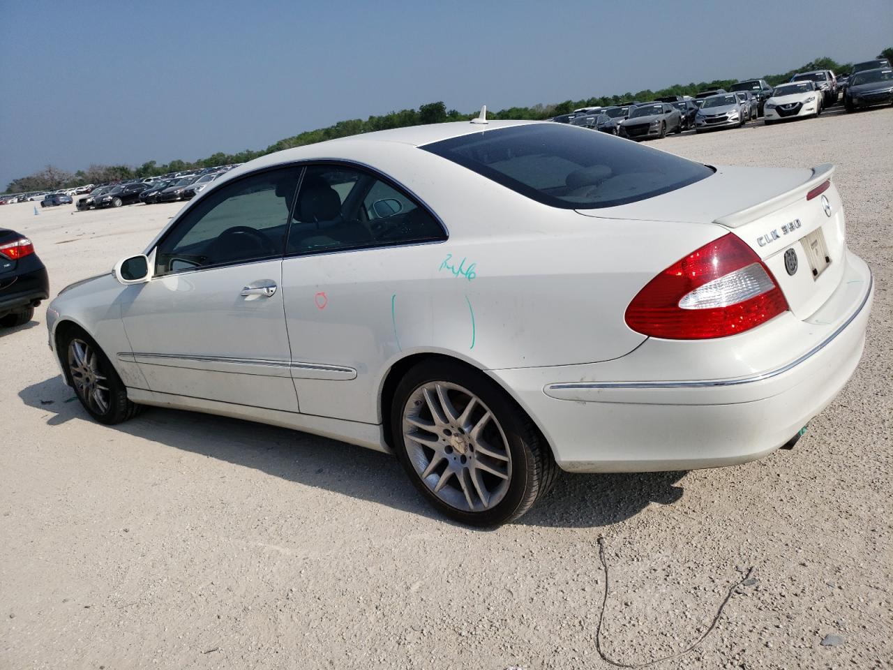 WDBTJ56H48F237845 2008 Mercedes-Benz Clk 350