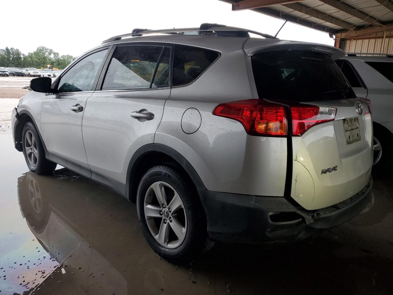 2T3WFREV6FW211760 2015 Toyota Rav4 Xle