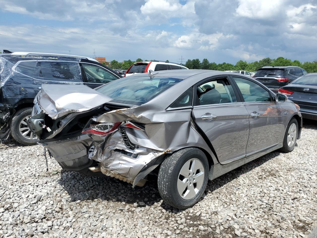 KMHEC4A46BA017321 2011 Hyundai Sonata Hybrid