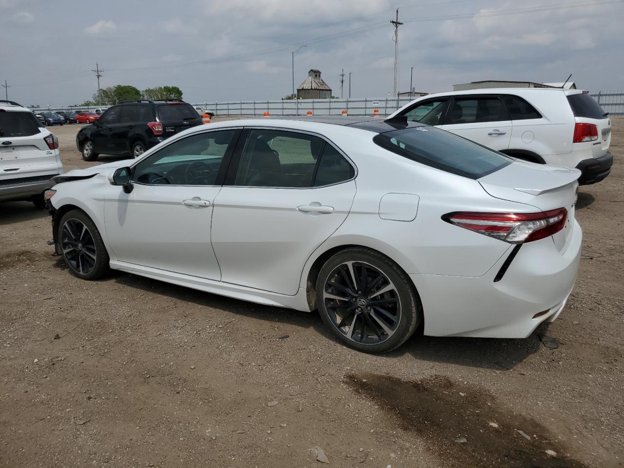 4T1B61HK2JU078952 2018 Toyota Camry Xse