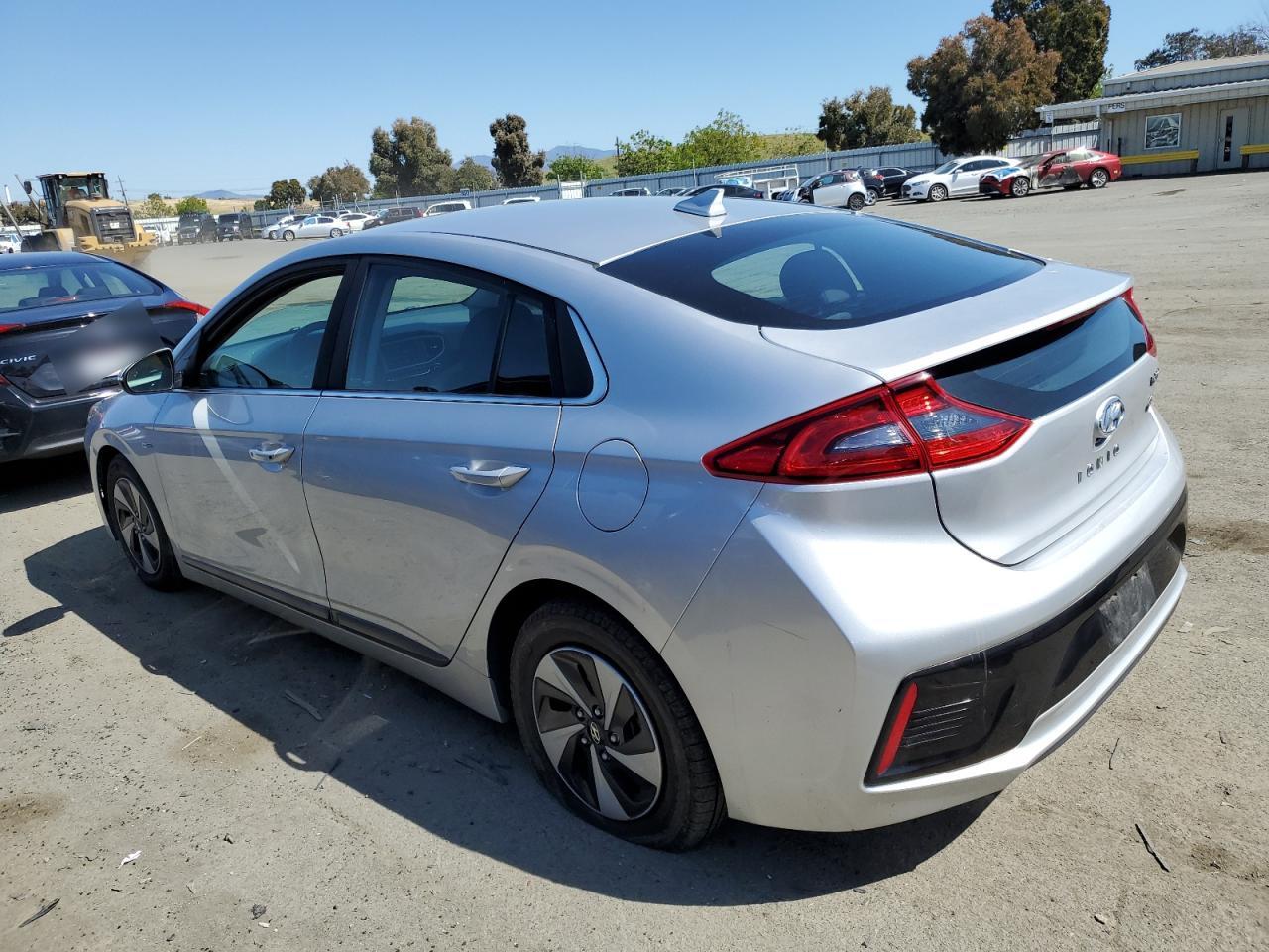 KMHC75LC9HU052075 2017 Hyundai Ioniq Sel