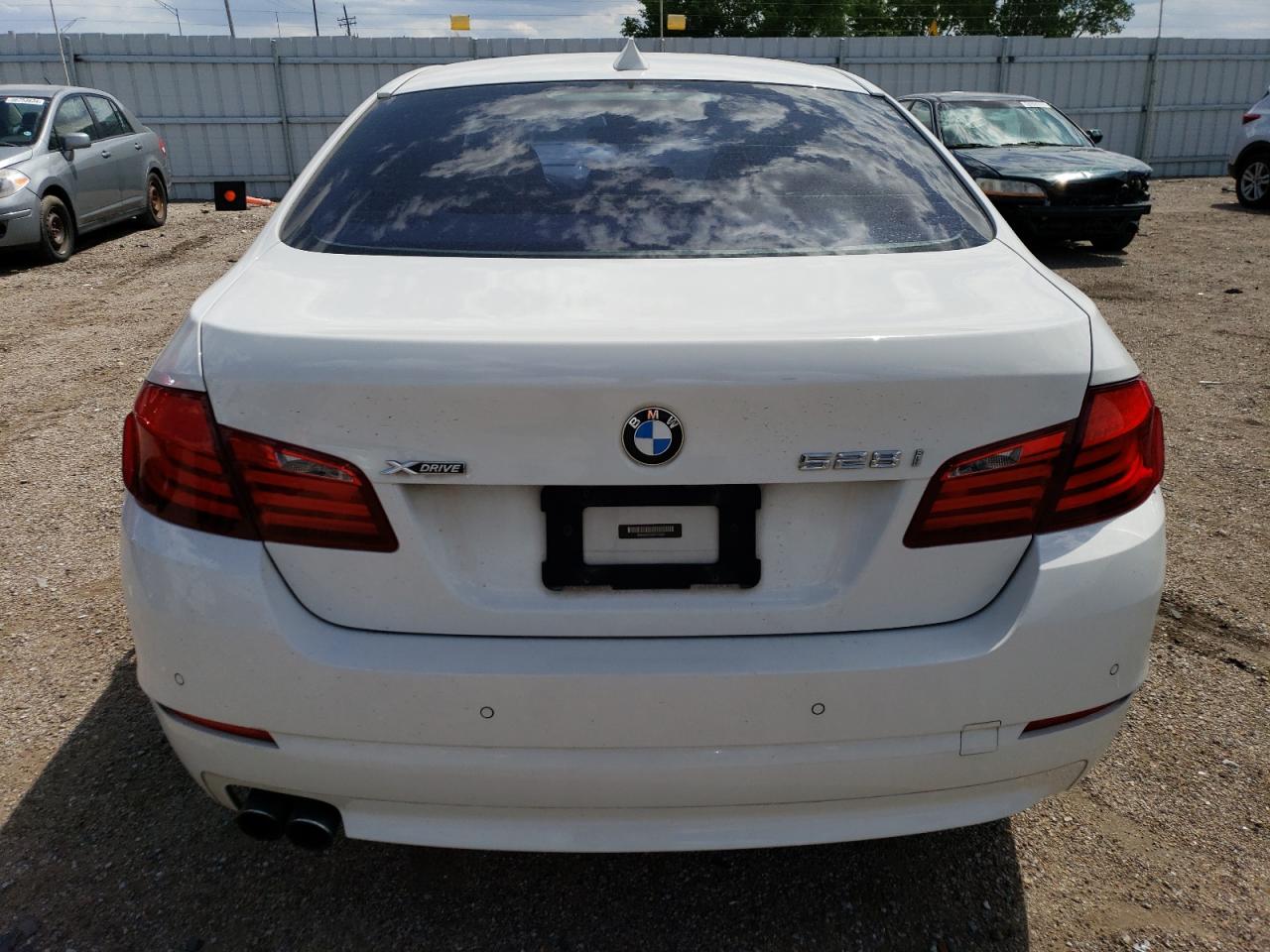 WBAXH5C50DD115222 2013 BMW 528 Xi