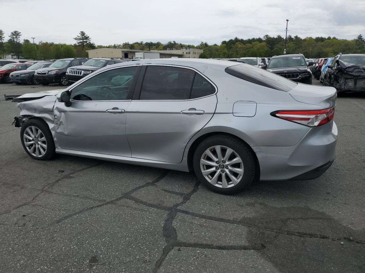 4T1B11HK8JU602247 2018 Toyota Camry L