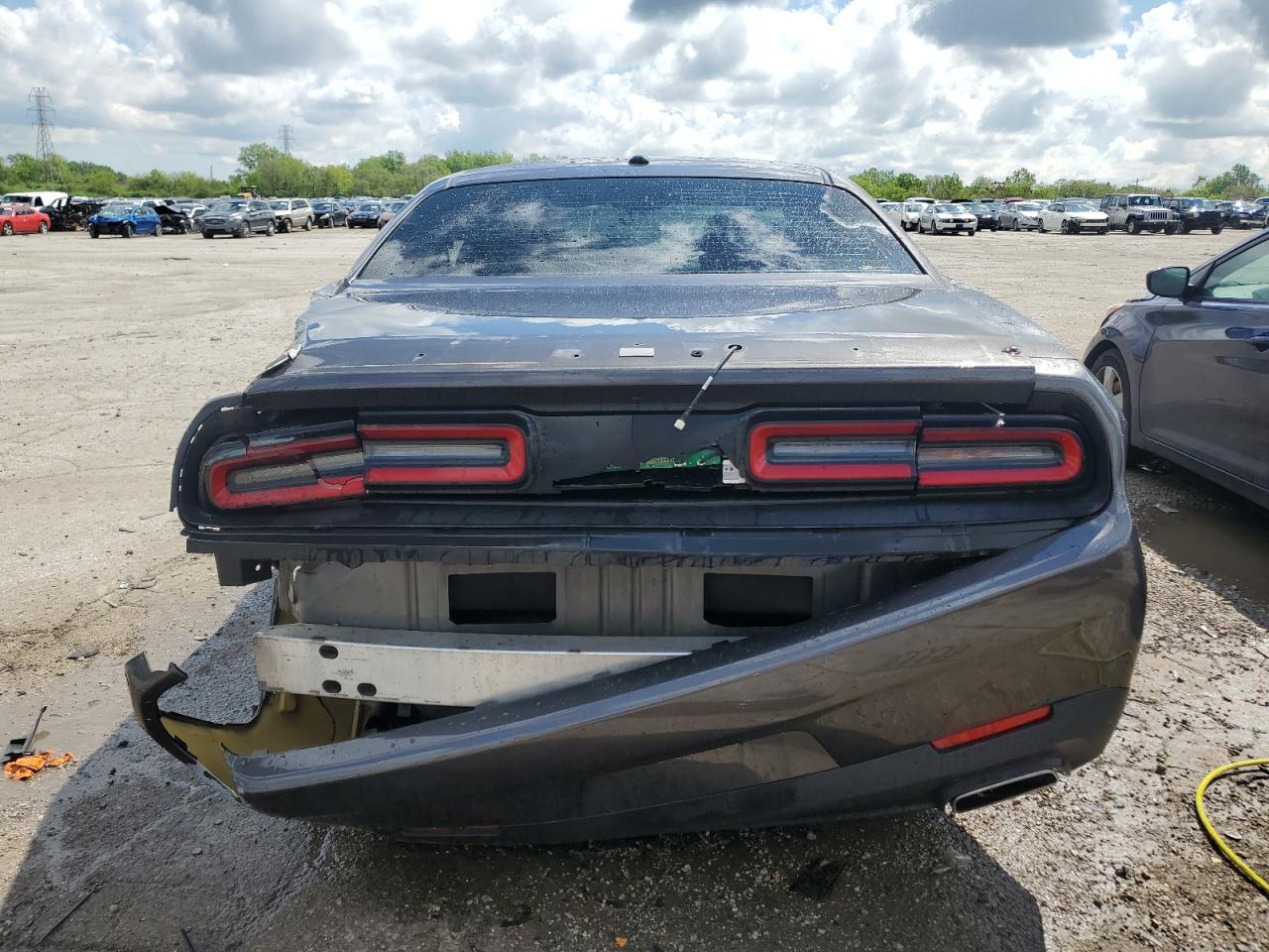 2C3CDZAG2GH321551 2016 Dodge Challenger Sxt