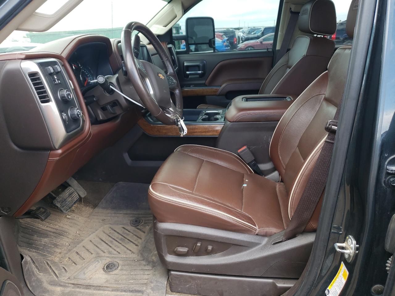 1GC1KXEYXJF178017 2018 Chevrolet Silverado K2500 High Country