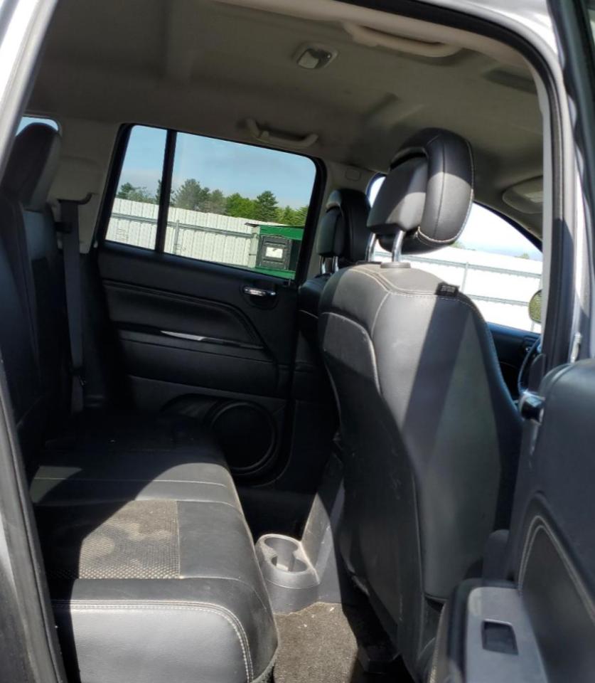 1C4NJDEBXGD616392 2016 Jeep Compass Latitude