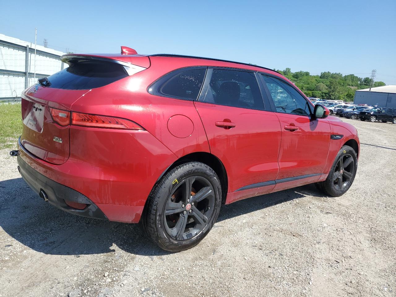 SADCL2BV2HA069355 2017 Jaguar F-Pace R - Sport