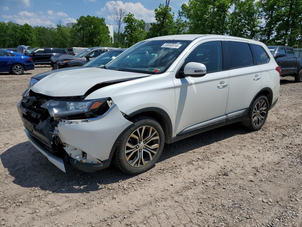 JA4AZ3A39GZ010143 2016 Mitsubishi Outlander Se